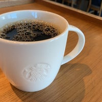 Photo taken at Starbucks by やまでんでん on 10/5/2019