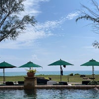Foto diambil di JW Marriott Phuket Resort &amp;amp; Spa oleh Sadeq A. pada 9/13/2023