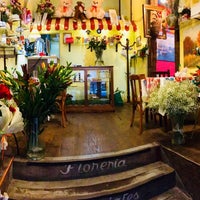 รูปภาพถ่ายที่ Terranova Florería y Cafetería โดย Terranova เมื่อ 11/27/2018