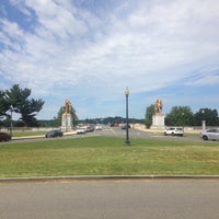 Photo taken at Memorial Bridge Equestrian Statues by Gavin M. on 6/25/2017