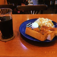 Photo taken at パリジャンカフェ by 志麻 on 7/23/2021