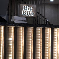 รูปภาพถ่ายที่ Big Bite โดย Faroo7a E. เมื่อ 1/31/2020