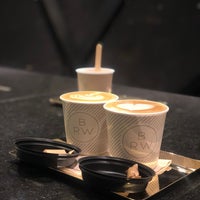 Photo taken at BRW Coffee by .......الفجر البعيد....... on 3/12/2022