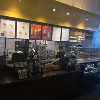 Photo taken at Starbucks by Fahad on 9/25/2023
