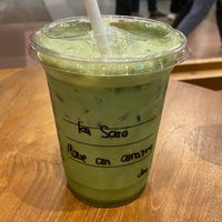 Photo taken at Starbucks by Sara Alkhushiban on 7/17/2022
