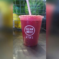รูปภาพถ่ายที่ Clean Juice โดย Kimberly H. เมื่อ 8/26/2015