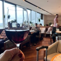 Photo taken at Star Alliance Lounge by Sandra D. on 11/1/2022