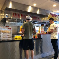 Photo taken at The Halal Guys by Elisabetta S. on 1/28/2018