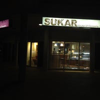 รูปภาพถ่ายที่ Sukar House of Desserts โดย Sally E. เมื่อ 11/10/2013