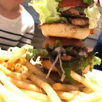J S Foodies 江ノ島 Now Closed Burger Joint