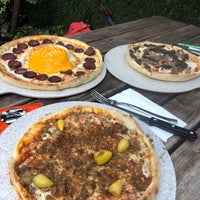 Photo taken at Dear Pizza Homemade by Emre G. on 10/3/2020