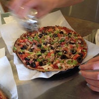 6/27/2014にJarkko S.がThe Healthy Pizza Companyで撮った写真