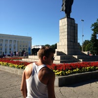 Photo taken at Памятник В.И. Ленину by Юрий О. on 8/18/2013
