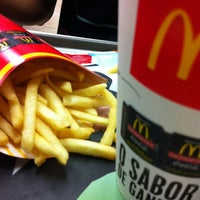 Photo taken at McDonald&amp;#39;s by Leandro d. on 5/6/2013