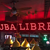 รูปภาพถ่ายที่ Cuba Libre โดย Artem A. เมื่อ 11/27/2019