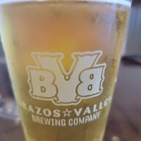 Foto scattata a Brazos Valley Brewing Company da John O. il 5/29/2022