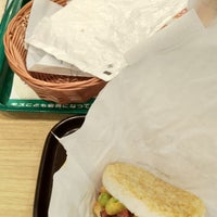Photo taken at MOS Burger by 朱鳥 on 3/25/2023