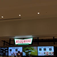 Photo taken at Krispy Kreme Doughnuts by 朱鳥 on 3/11/2021