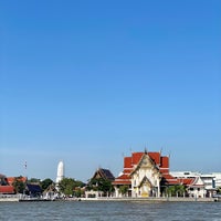 Photo taken at ท่าเรือท่าช้าง (Tha Chang Pier) N9 by Rosesarin . on 12/25/2022