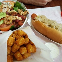 Photo taken at Fab Hot Dogs by Marsha C. on 9/23/2018