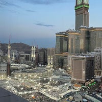 Photo taken at Anjum Hotel Makkah by Malek E. on 3/25/2024