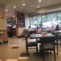 Photo taken at Vips by Dessy B. on 5/29/2019