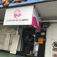 Снимок сделан в La Tienda De los Gatos пользователем Dessy B. 6/24/2017