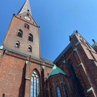 Photo taken at Hauptkirche St. Petri by Rachel M. on 5/13/2023
