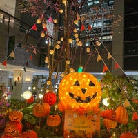 Photo taken at Otemachi 1st Square by No K. on 10/3/2023