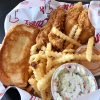 Photo taken at Raising Cane&amp;#39;s Chicken Fingers by ✌Maryanne D. on 3/31/2019