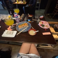 Photo taken at Midori Sushi by Tanya K. on 9/5/2022