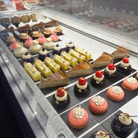 Photo taken at One65 Patisserie by Junho L. on 5/20/2023