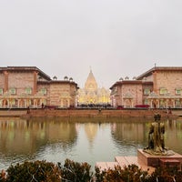 Photo taken at BAPS Shri Swaminarayan Mandir by Alan J. on 12/29/2023