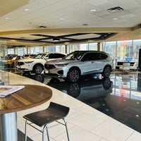 Photo taken at Chevy Chase Acura by Alan J. on 11/21/2023