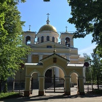Photo taken at Кафедральный собор Александра Невского by ⚓️ Иван К. on 6/14/2016