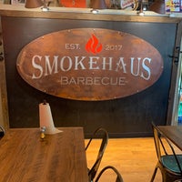 รูปภาพถ่ายที่ Smokehaus โดย John C. เมื่อ 6/17/2021