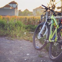 Review Jalan Batuyang