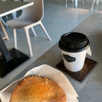 Photo taken at KALIMAT specialty Coffee by . جنى on 1/30/2020