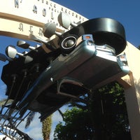 Photo taken at Rock &amp;#39;N&amp;#39; Roller Coaster Starring Aerosmith by Donald D. on 5/6/2013