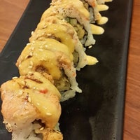 Foto diambil di Sushi Hana oleh Uito N. pada 2/22/2015