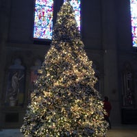 Photo taken at The Plaza at Grace Cathedral by Yoko M. on 12/16/2018