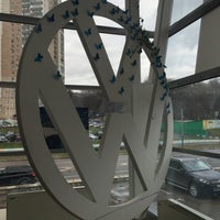 Photo taken at Volkswagen Центр РУС-ЛАН | РУС-ЛАН Фольксваген Центр by V N. on 4/15/2016