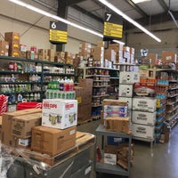 7/13/2017 tarihinde Jon K.ziyaretçi tarafından Smart Foodservice Warehouse Stores'de çekilen fotoğraf