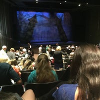 Foto tirada no(a) Theatre Memphis por Adrianne H. em 9/6/2016