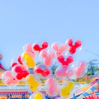 Photo taken at Tokyo Disneyland by haru ⭐. on 2/9/2020