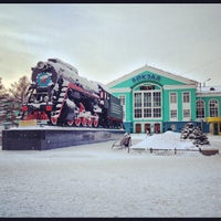 Photo taken at Ж/Д вокзал Кемерово by Danil A. on 11/27/2012