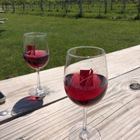 Photo taken at Vines &amp;amp; Rushes Winery by Daniel J. on 6/5/2021