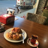 Photo taken at Bugdayli Pastane-Cafe-Restaurant by 🐞Ugur K. on 5/20/2016