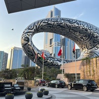 Review Emirates Towers (أبراج الإمارات)