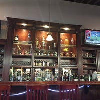 Foto scattata a Fat Grass Restaurant &amp;amp; Bar da Nancy R. il 11/30/2017